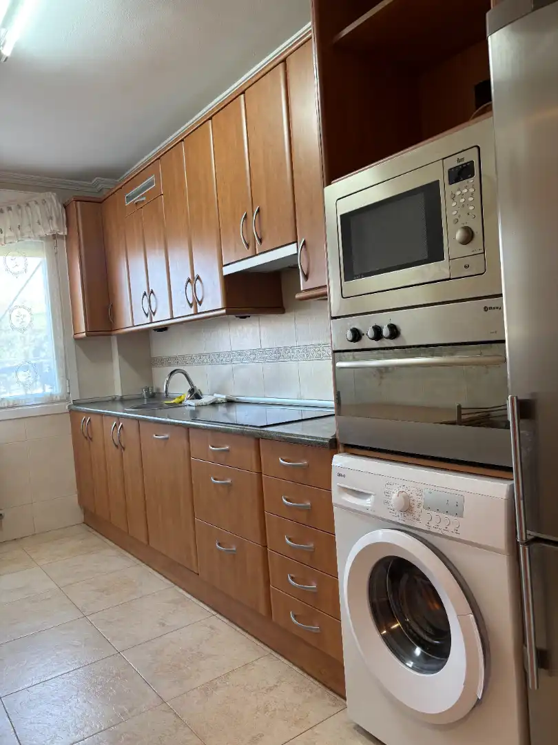 Cocina de Piso en venta en Zaldibar con Calefacción, Amueblado y Horno