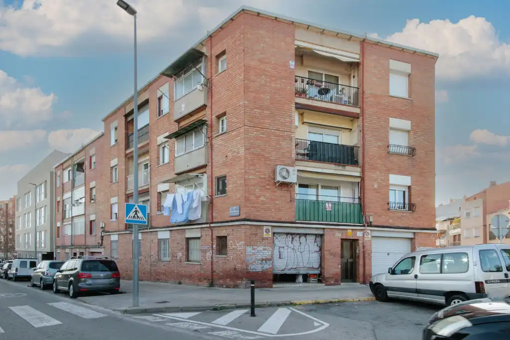 Piso en venta en C/ Vint-i-dos de juliol, Ca n'Anglada