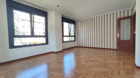 Photo 3 of Flat for rent in Gijon - Calle Concejo de Castrillon, Viesques, Gijón