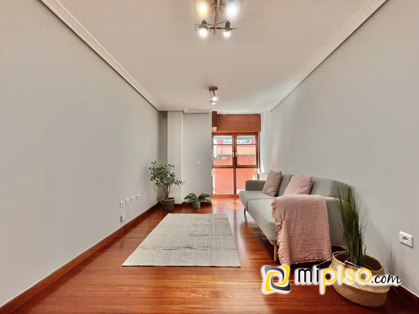 Sala de estar de Piso en venta en Santoña con Calefacción