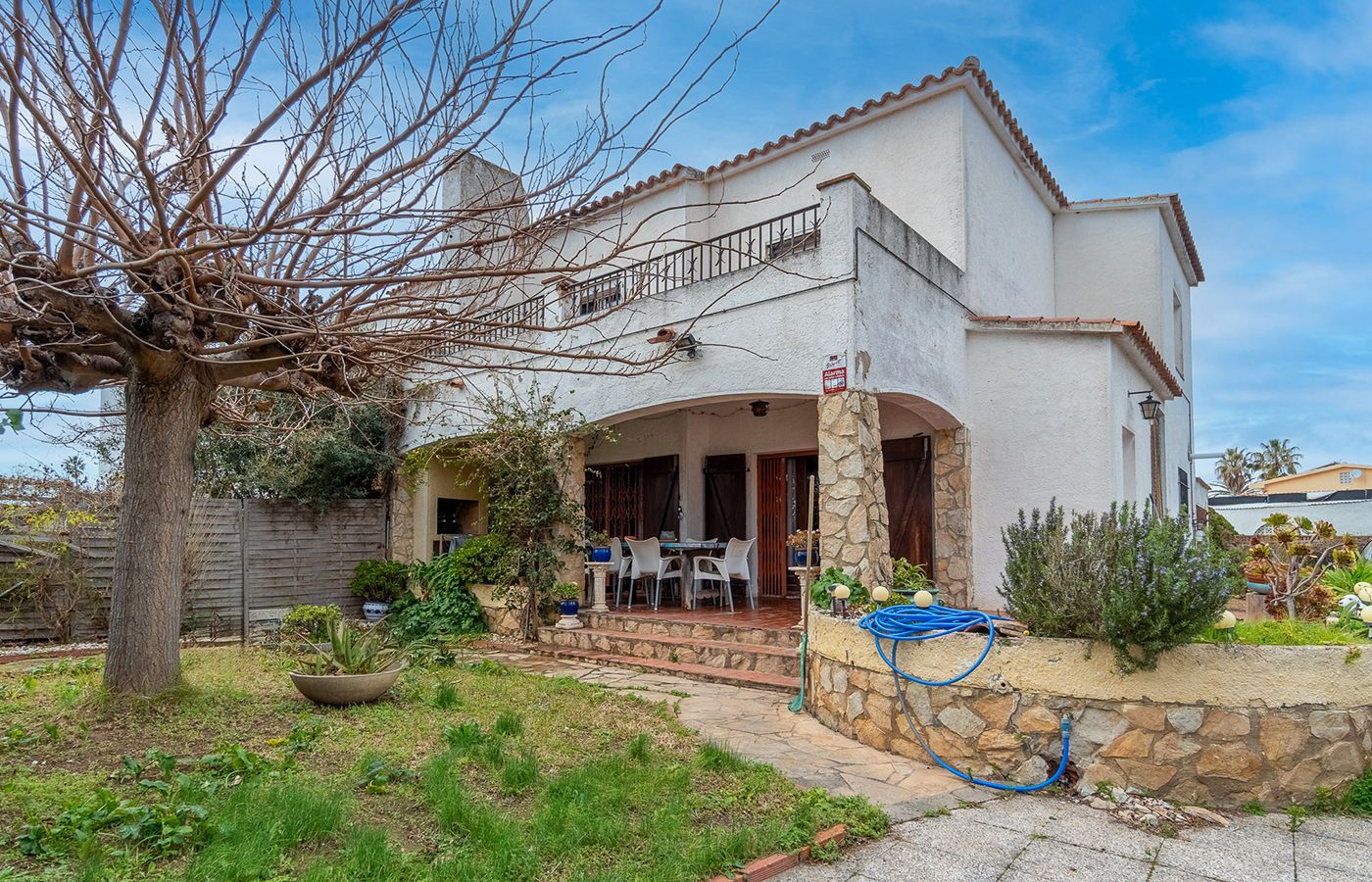 House or chalet for sale in Carrer Requesens, Requesens