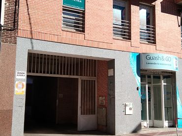Individual amb ascensor de lloguer a Calle la Venta 4