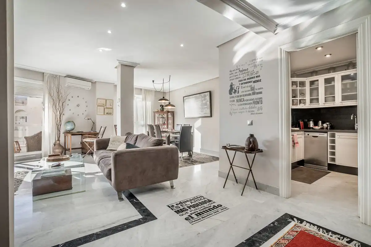 Apartament amb piscina en venda a Nueva Andalucía, imagen 4