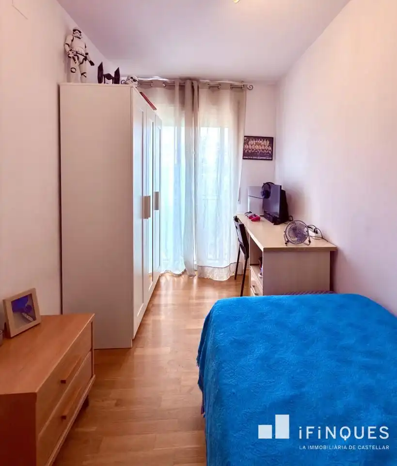 Bedroom of Flat for sale in Castellar del Vallès  with Heating, Balcony and Internet