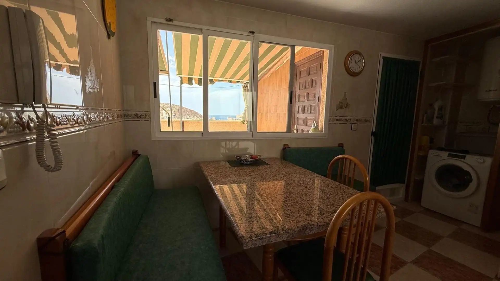 Comedor de Piso de alquiler en Águilas con Aire acondicionado, Terraza y Trastero