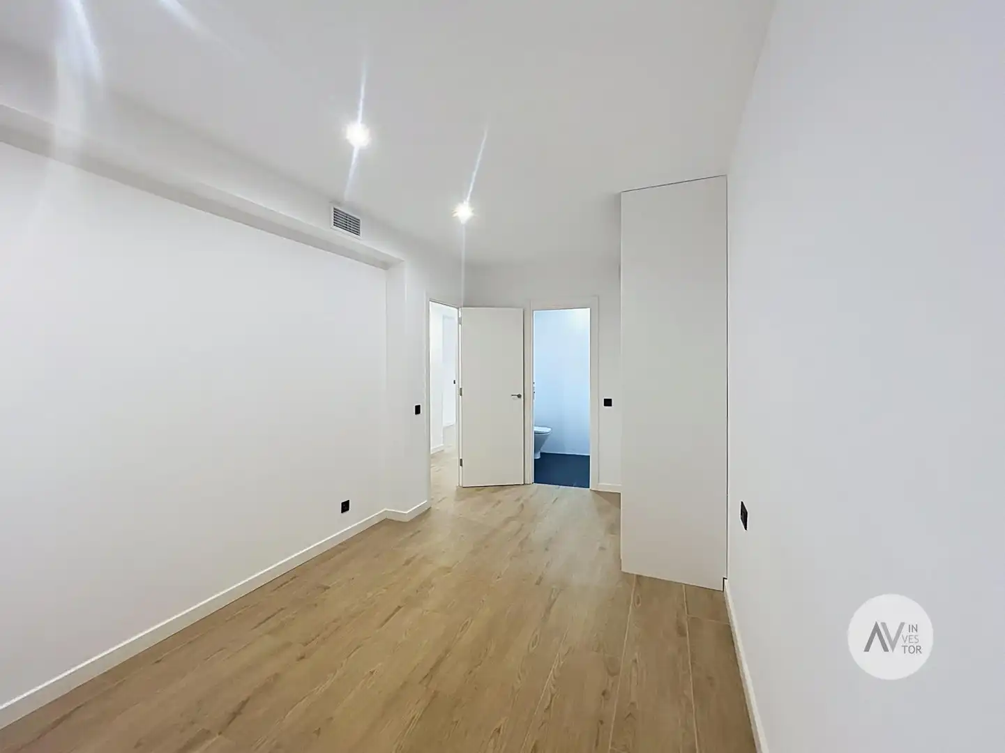 Apartamento en venta en Barcelona con Aire acondicionado, Calefacción y Balcón