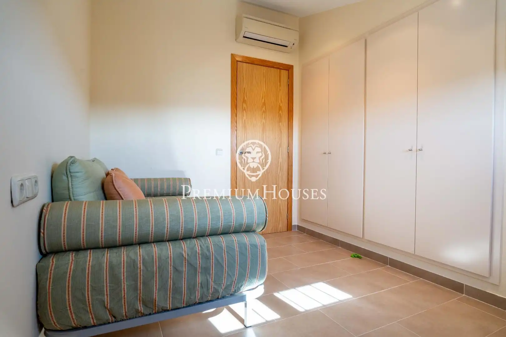 Landhaus mit Terrasse zum Verkauf in Roda de Barà, imagen 28