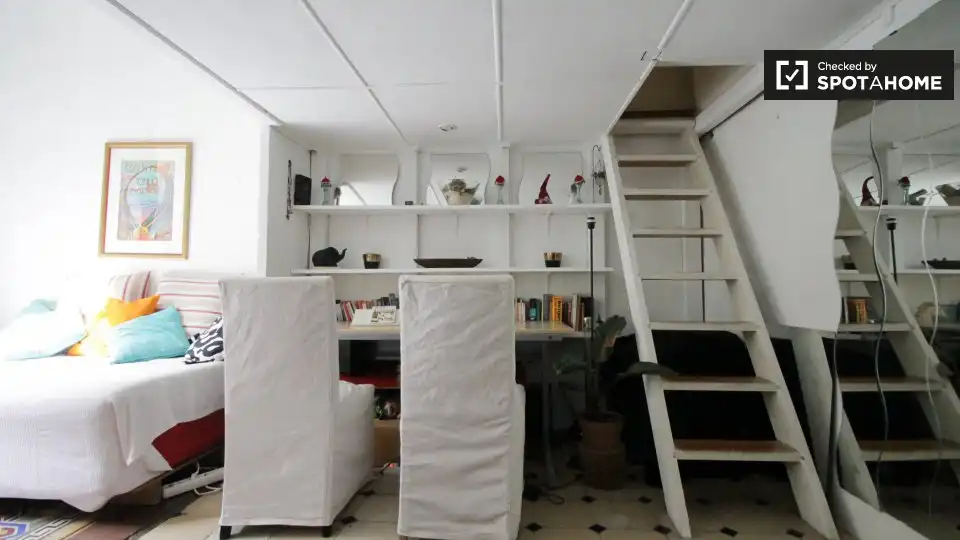 Piso con terraza en alquiler en Ciutat Vella, imagen 18