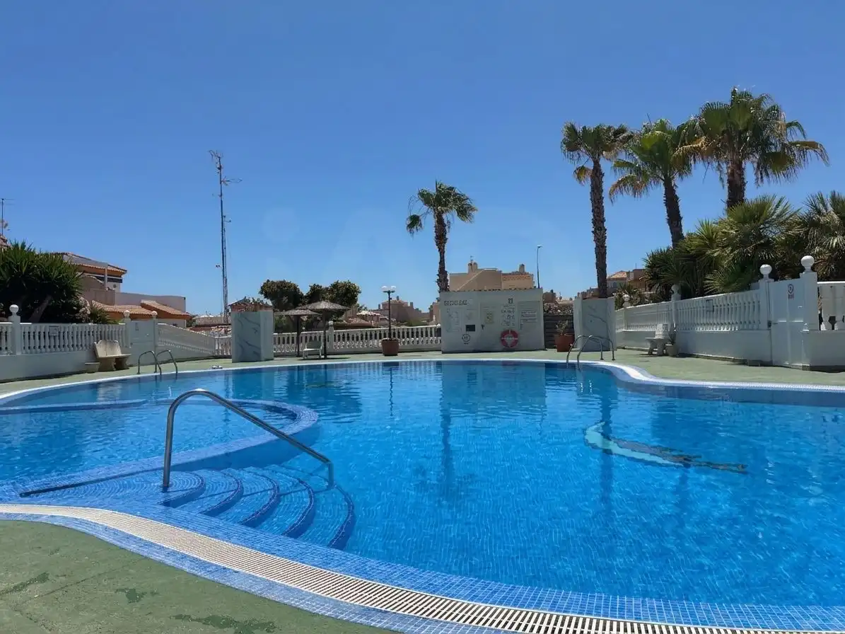 Casa amb piscina en venda a Orihuela Costa