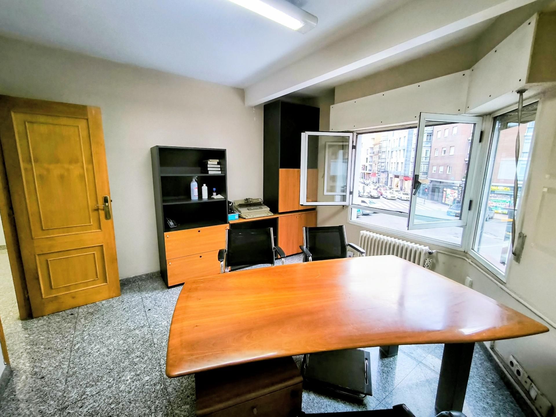 Estudi en venda en León Capital  amb Aire condicionat, Calefacció i Balcó