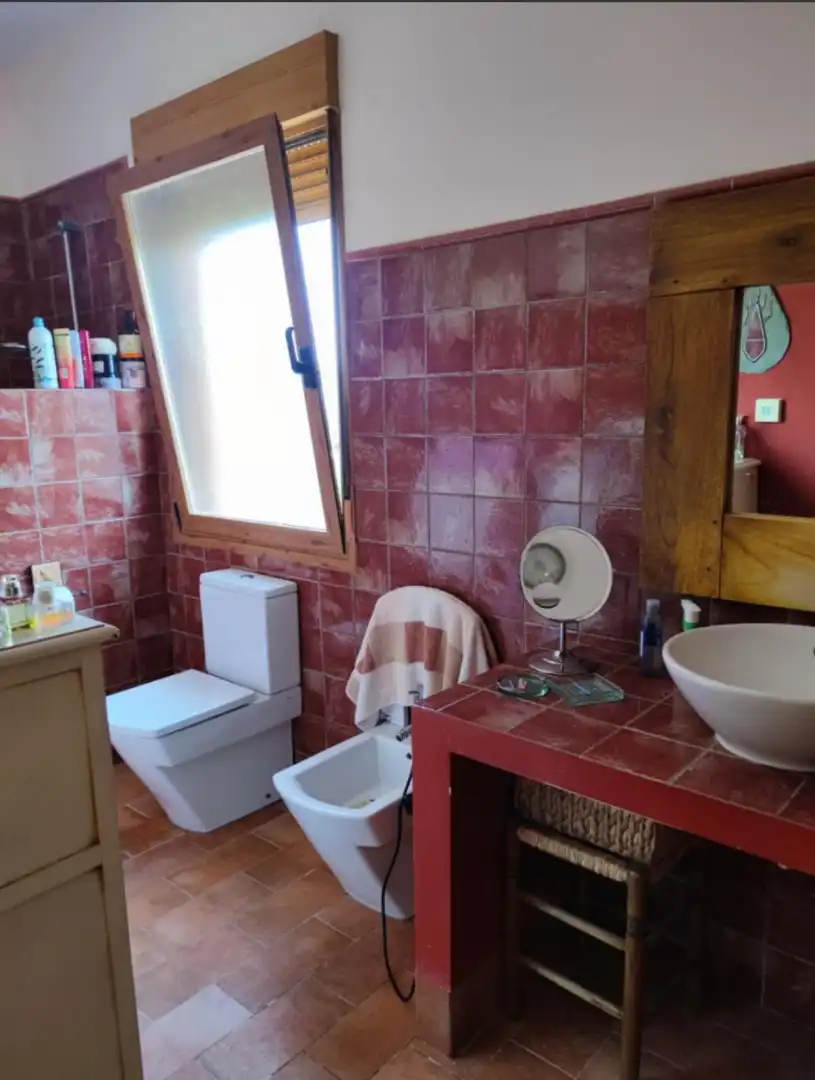 Bany de Finca rústica en venda en Caravaca de la Cruz amb Jardí privat, Piscina i Moblat