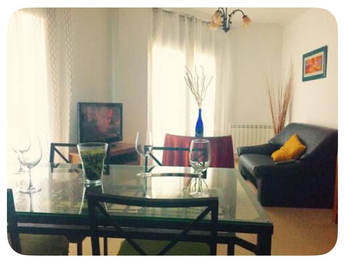 Sala d'estar de Apartament de lloguer en Baeza amb Calefacció