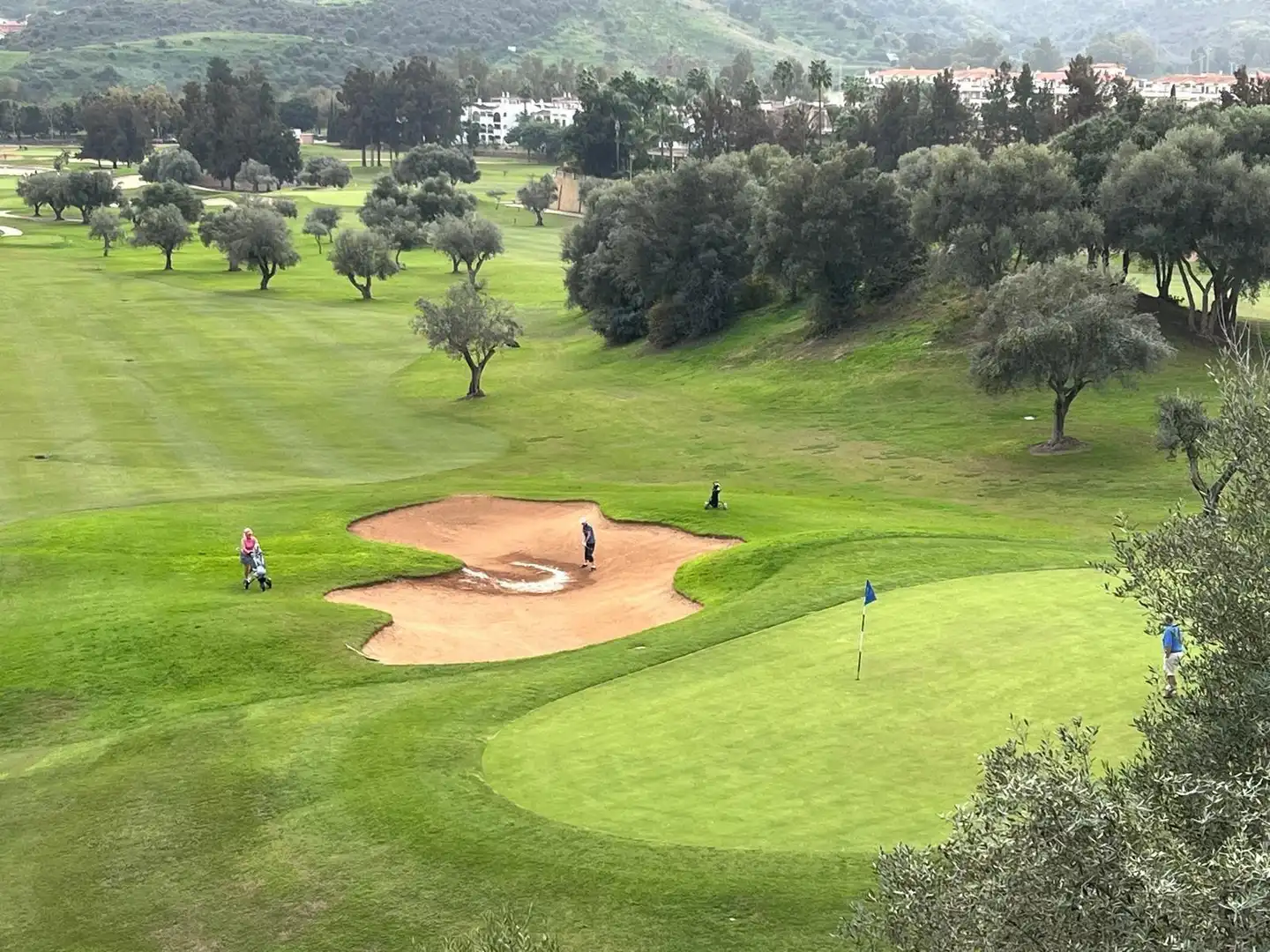 Vista exterior de Apartamento en venta en Mijas con Jardín privado, Terraza y Piscina comunitaria