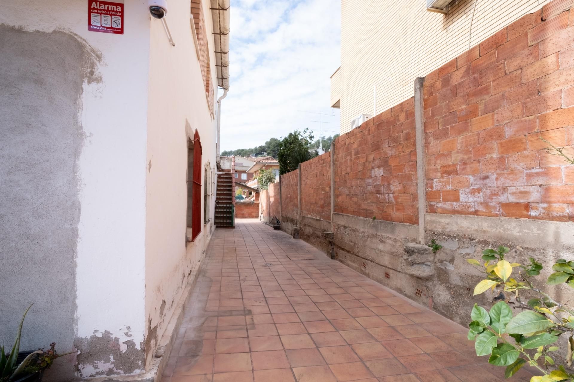 Exterior view of House or chalet for sale in Sant Vicenç Dels Horts  with Heating, Private garden and Terrace