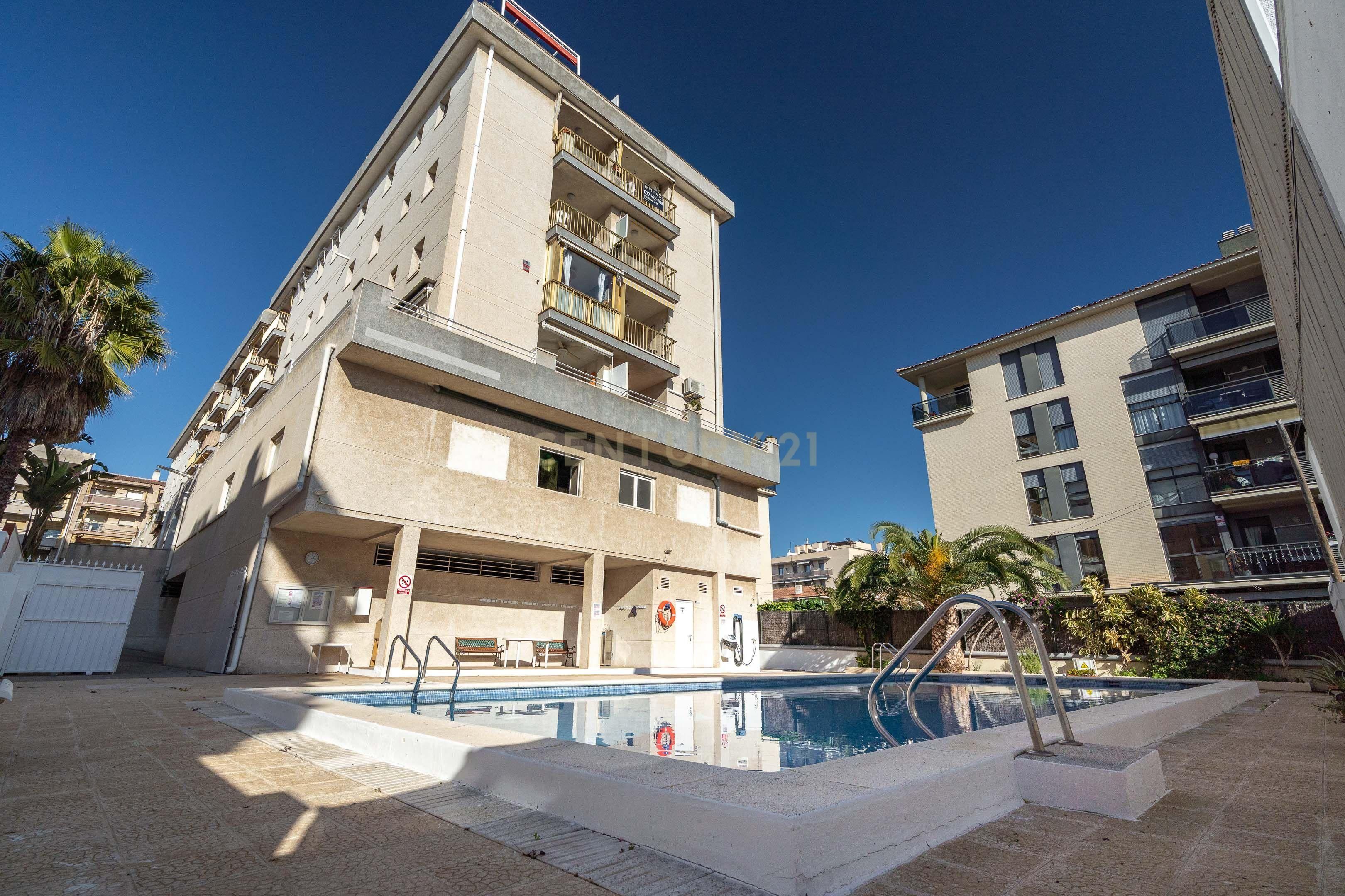Piscina de Apartamento en venta en Torredembarra con Piscina comunitaria