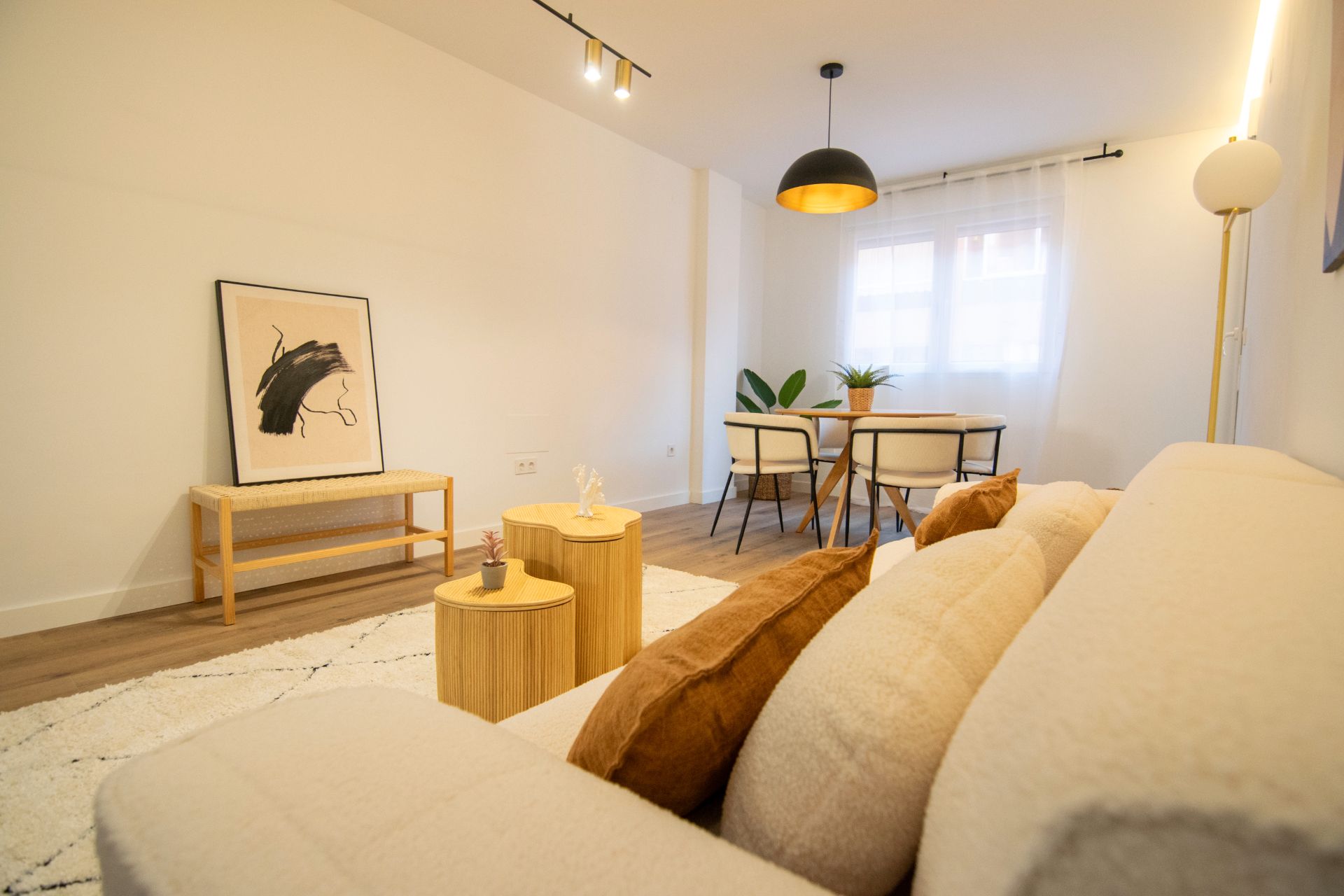 Sala d'estar de Pis en venda en  Albacete Capital amb Aire condicionat, Moblat i Forn