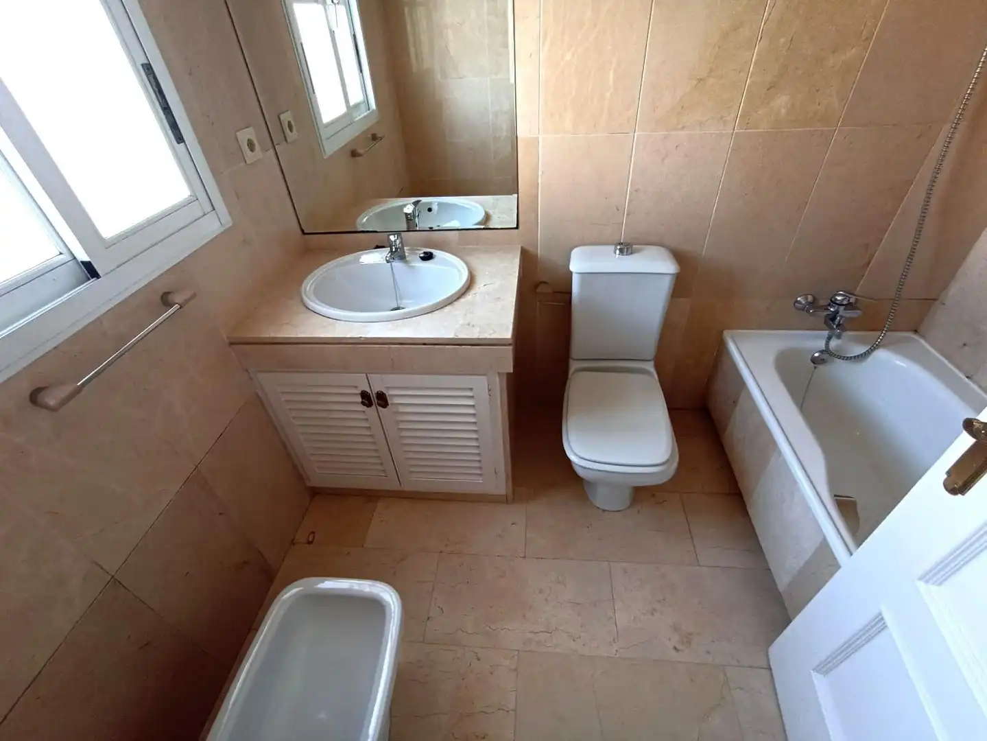 Adossat amb piscina en venda a Selwo, imagen 13