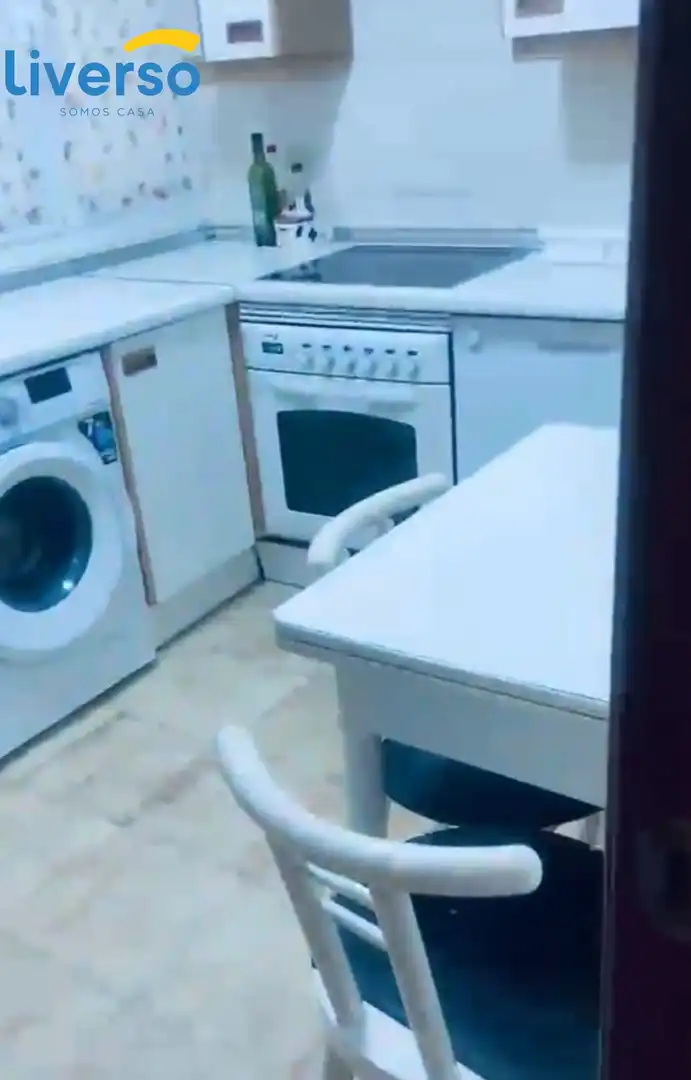 Kitchen of Flat for rent in Burgos  with Heating and Furnished