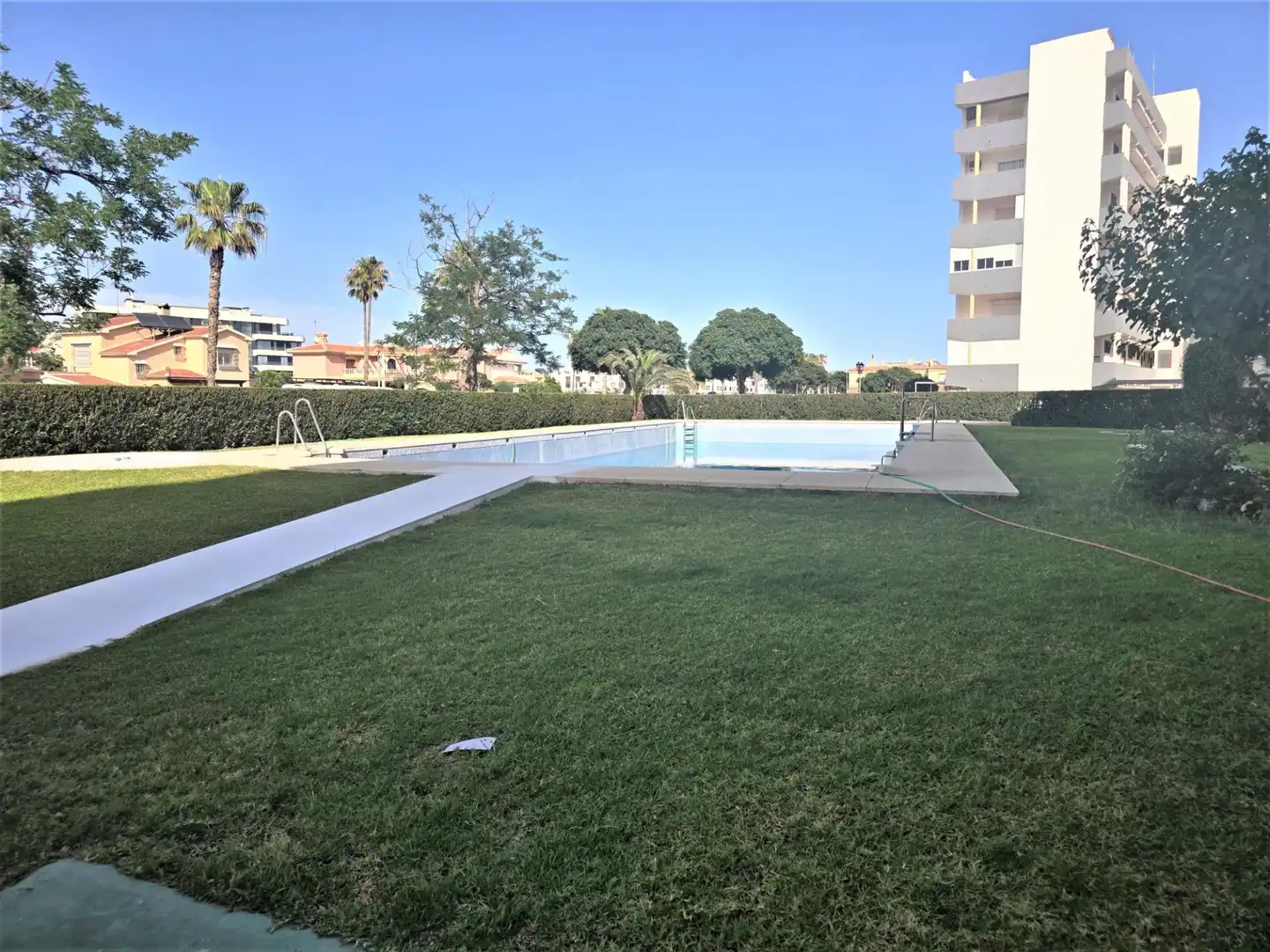 Schwimmbecken von Wohnung zum Verkauf in Torremolinos mit Privatgarten, Terrasse und Gemeinschaftspool