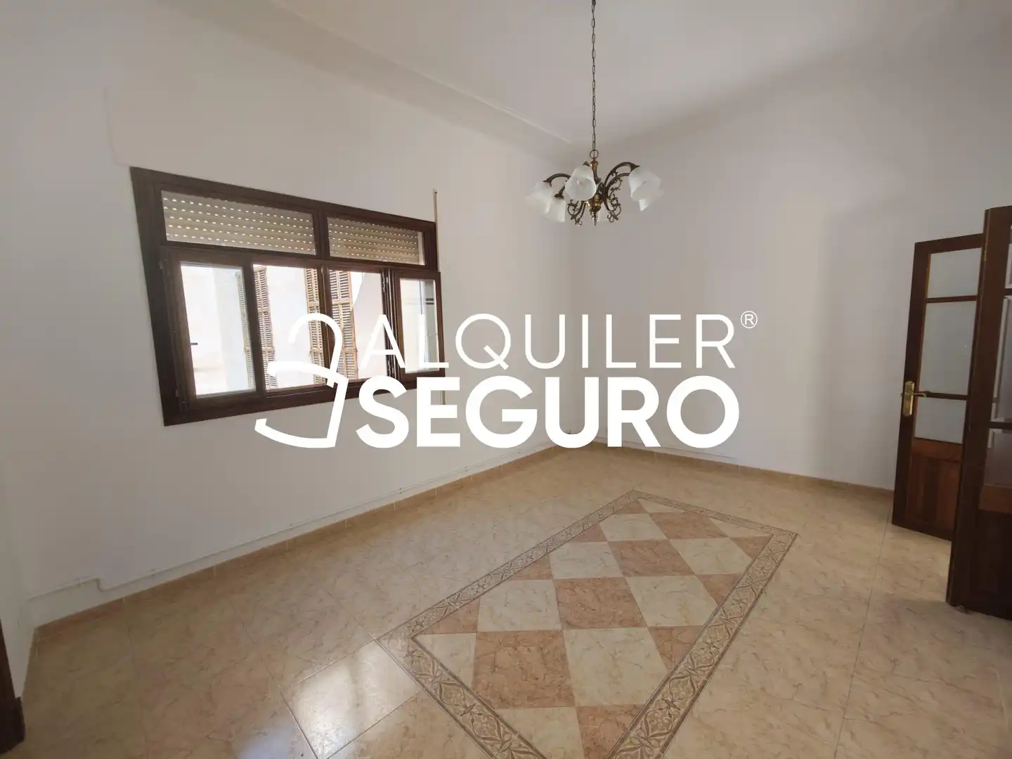Piso con ascensor en alquiler en Ricard Ankerman, imagen 2