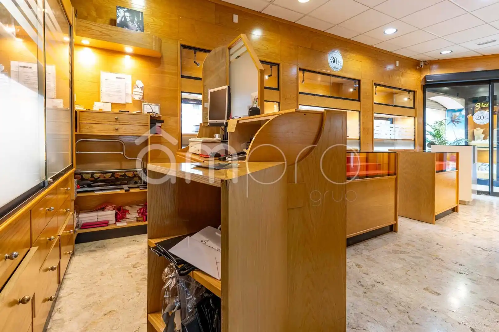 Local comercial en alquiler en N/A, imagen 10