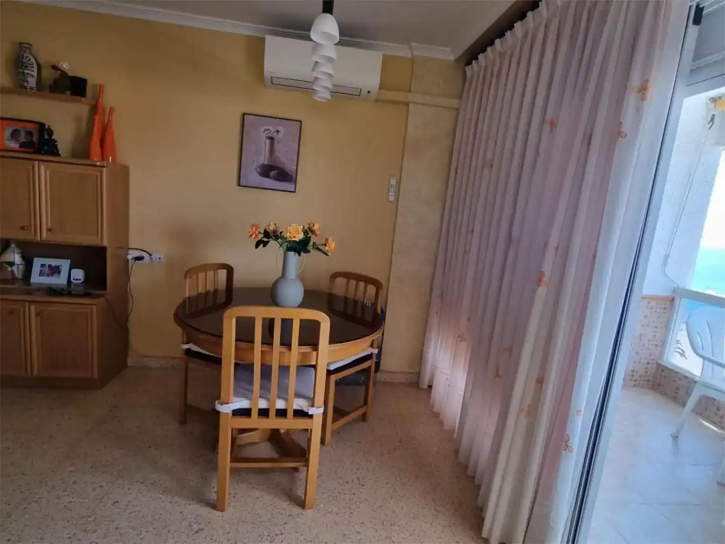 Menjador de Apartament de lloguer en El Puig de Santa Maria amb Aire condicionat, Jardí privat i Terrassa
