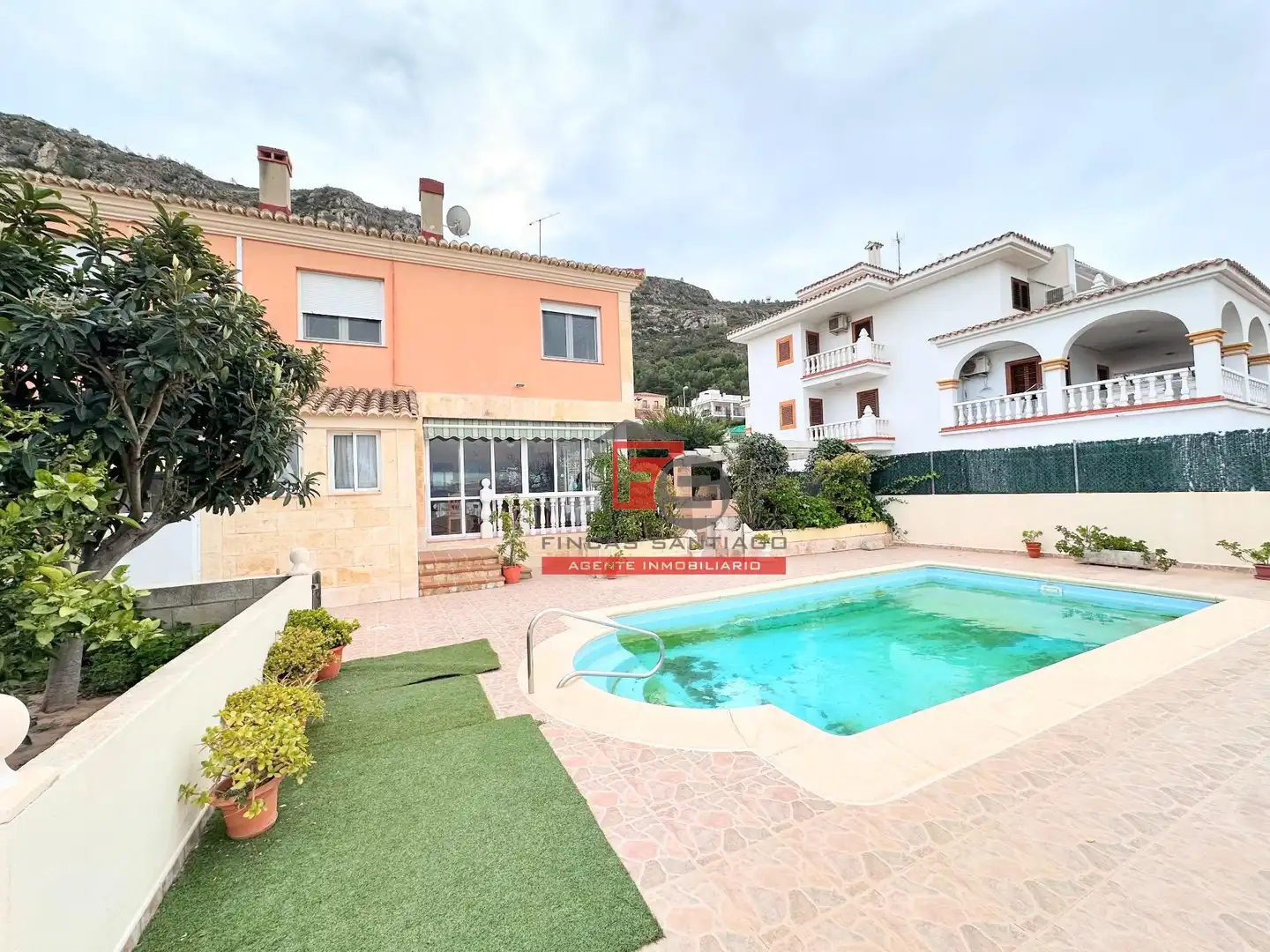 Vista exterior de Casa o xalet en venda en Cullera amb Jardí privat, Terrassa i Traster