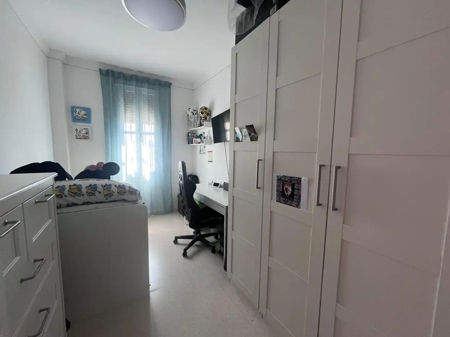 Schlafzimmer von Einfamilien-Reihenhaus zum Verkauf in Mairena del Alcor