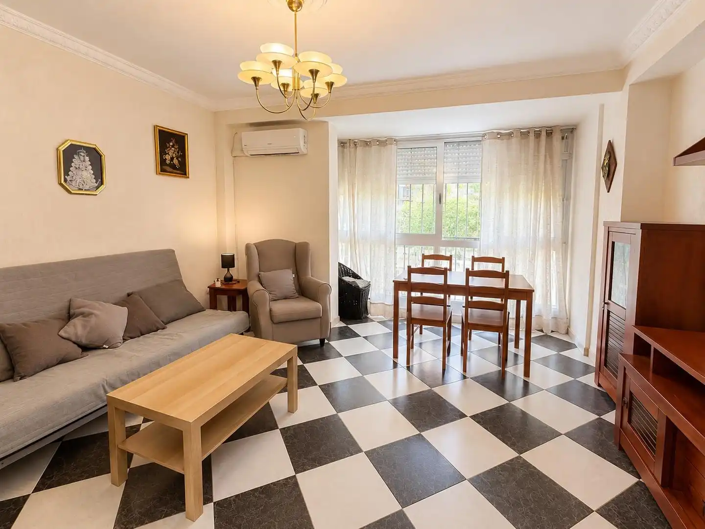 Wohnzimmer von Wohnung zum Verkauf in Jerez de la Frontera mit Klimaanlage und Balkon