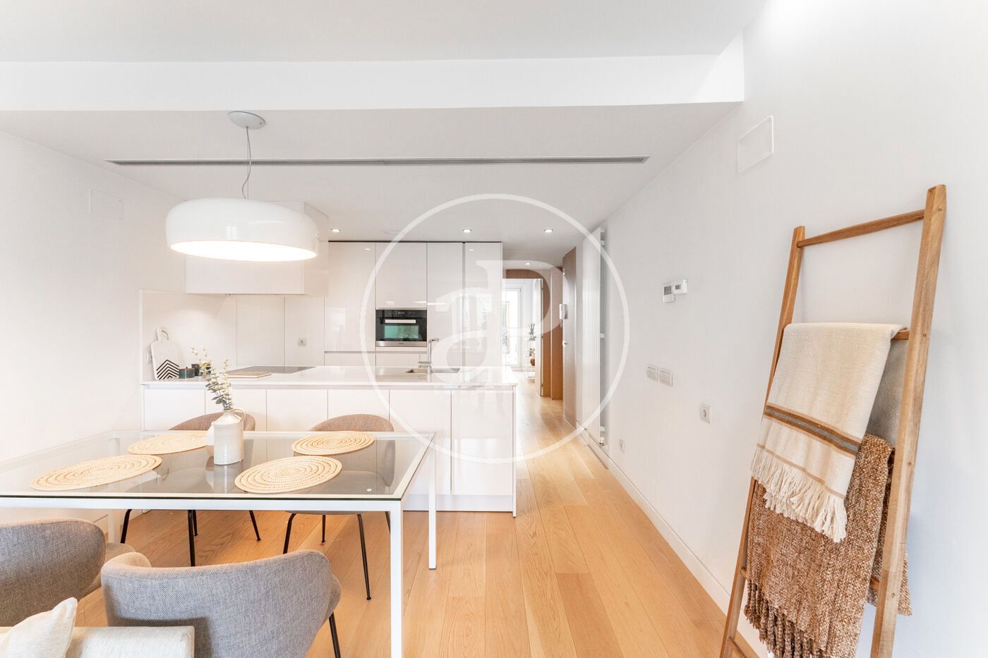 Kitchen of Flat to rent in  Madrid Capital  with Air Conditioner, Heating and Storage room
