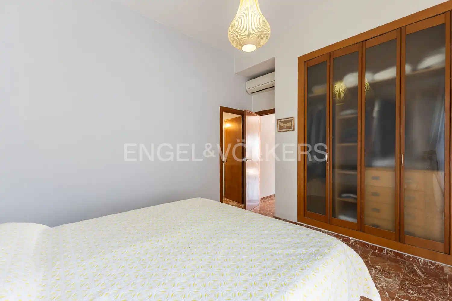 Schlafzimmer von Dachboden zum Verkauf in Valencia mit Klimaanlage, Heizung und Terrasse