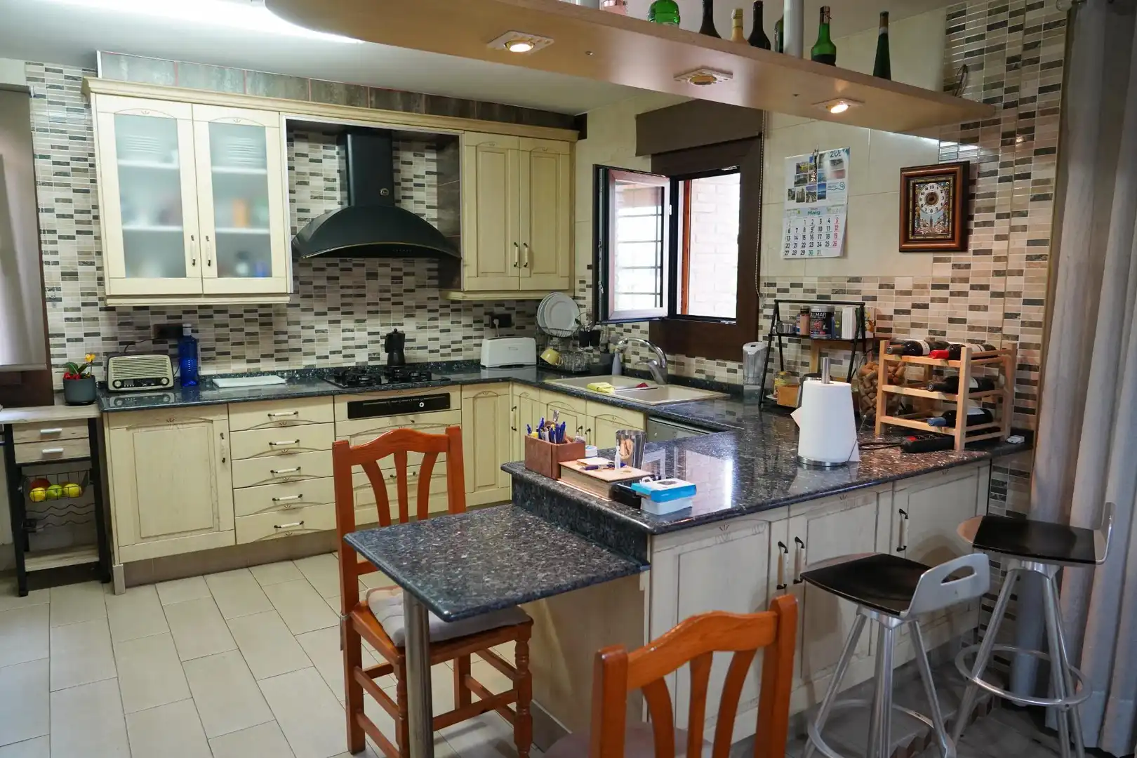 Küche von Country house zum Verkauf in Granollers mit Klimaanlage, Privatgarten und Terrasse