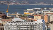 Vista exterior de Pis en venda en Vigo 