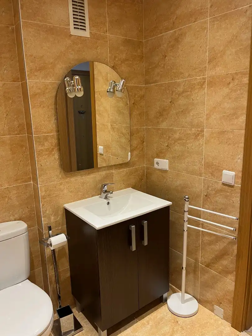 Bathroom of Flat for sale in Castellanos de Moriscos  with Heating, Parquet flooring and Furnished