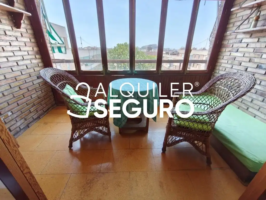 Flat for rent in Alicante / Alacant  with Heating, Terrace and Furnished