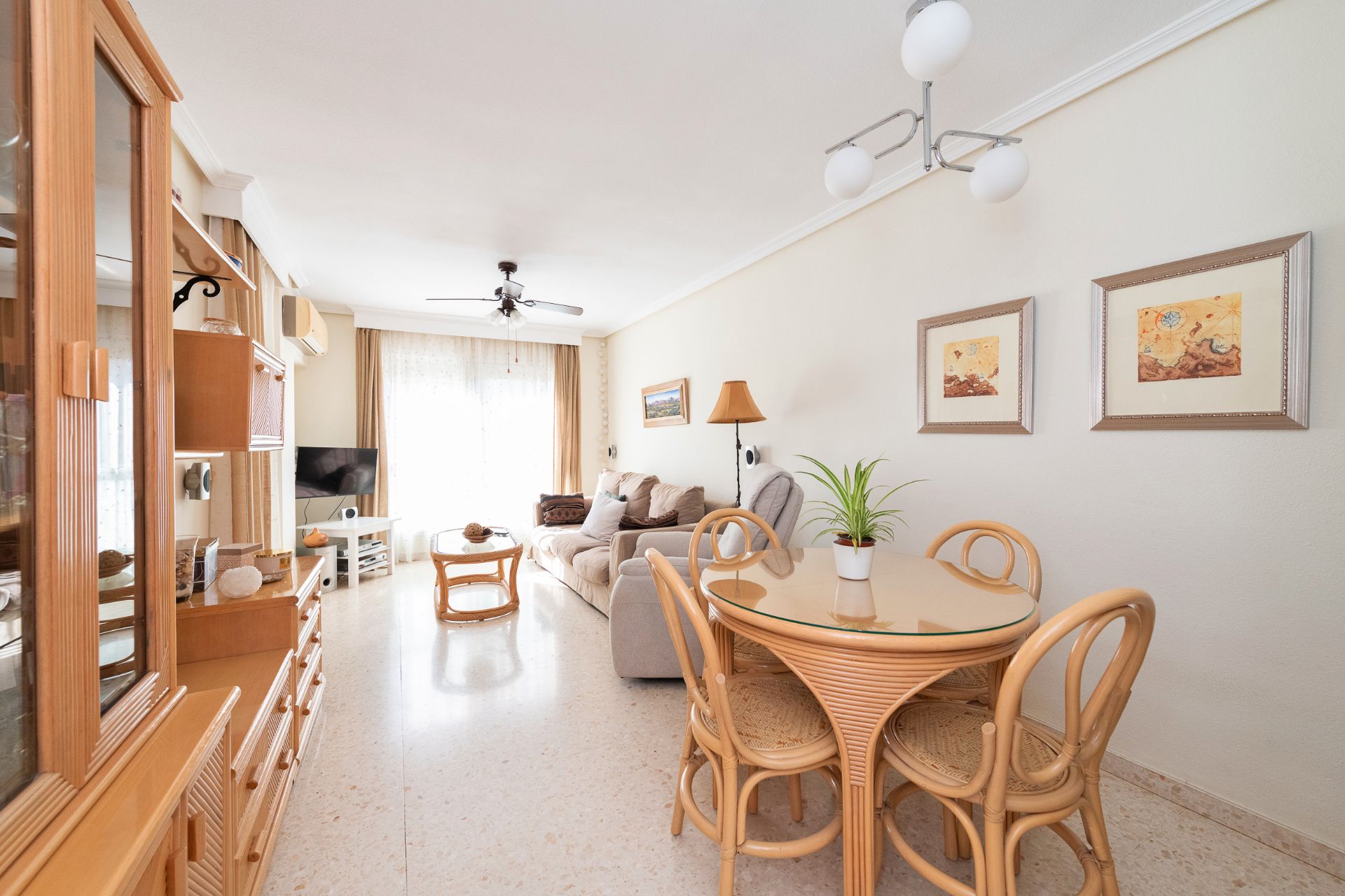 Living room of Flat for sale in Málaga Capital  with Terrace, Storage room and Community pool