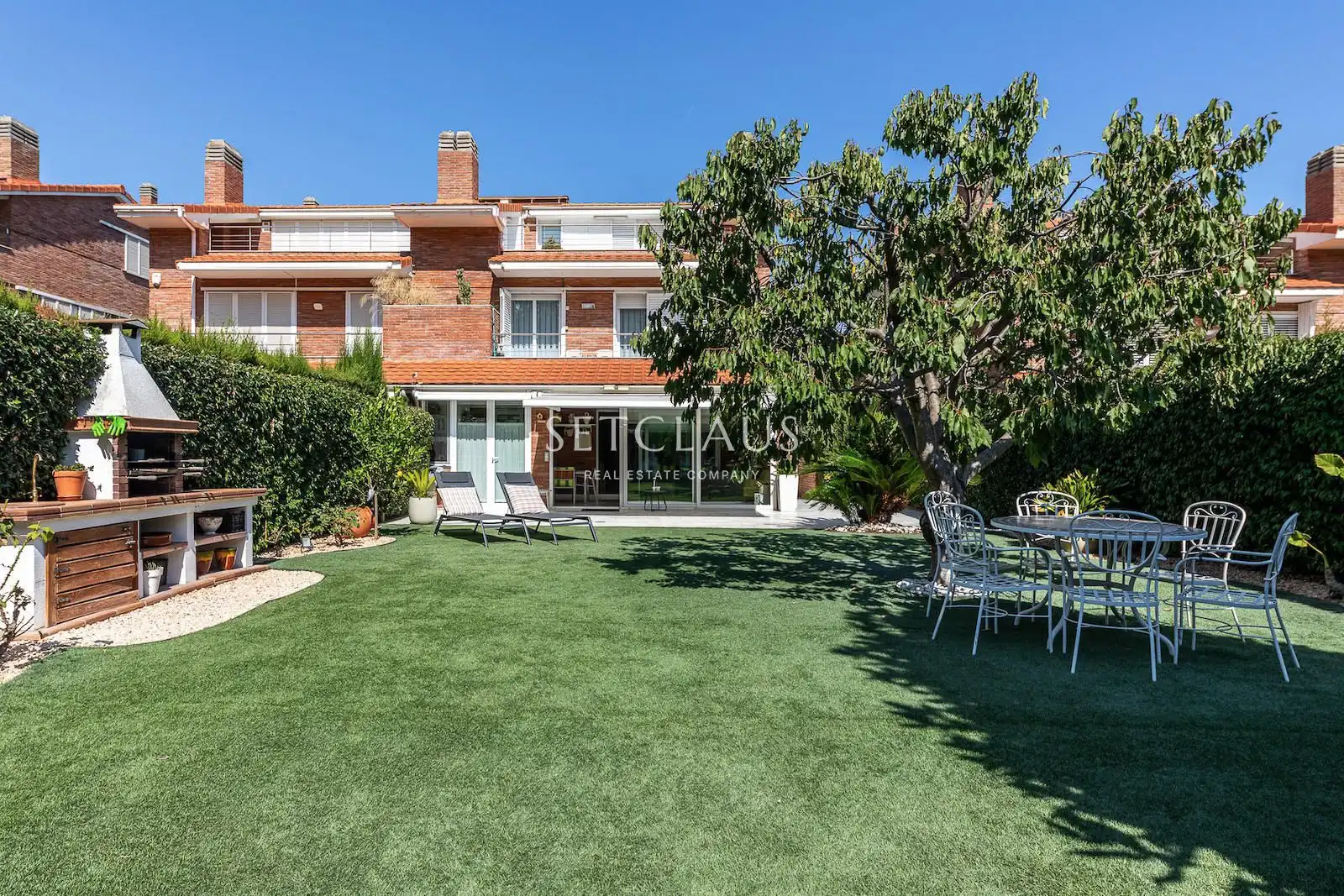 Jardín de Casa adosada en venta en Alella con Aire acondicionado, Calefacción y Jardín privado