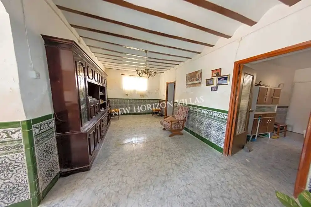 Country homes for sale in centro, Arboleas