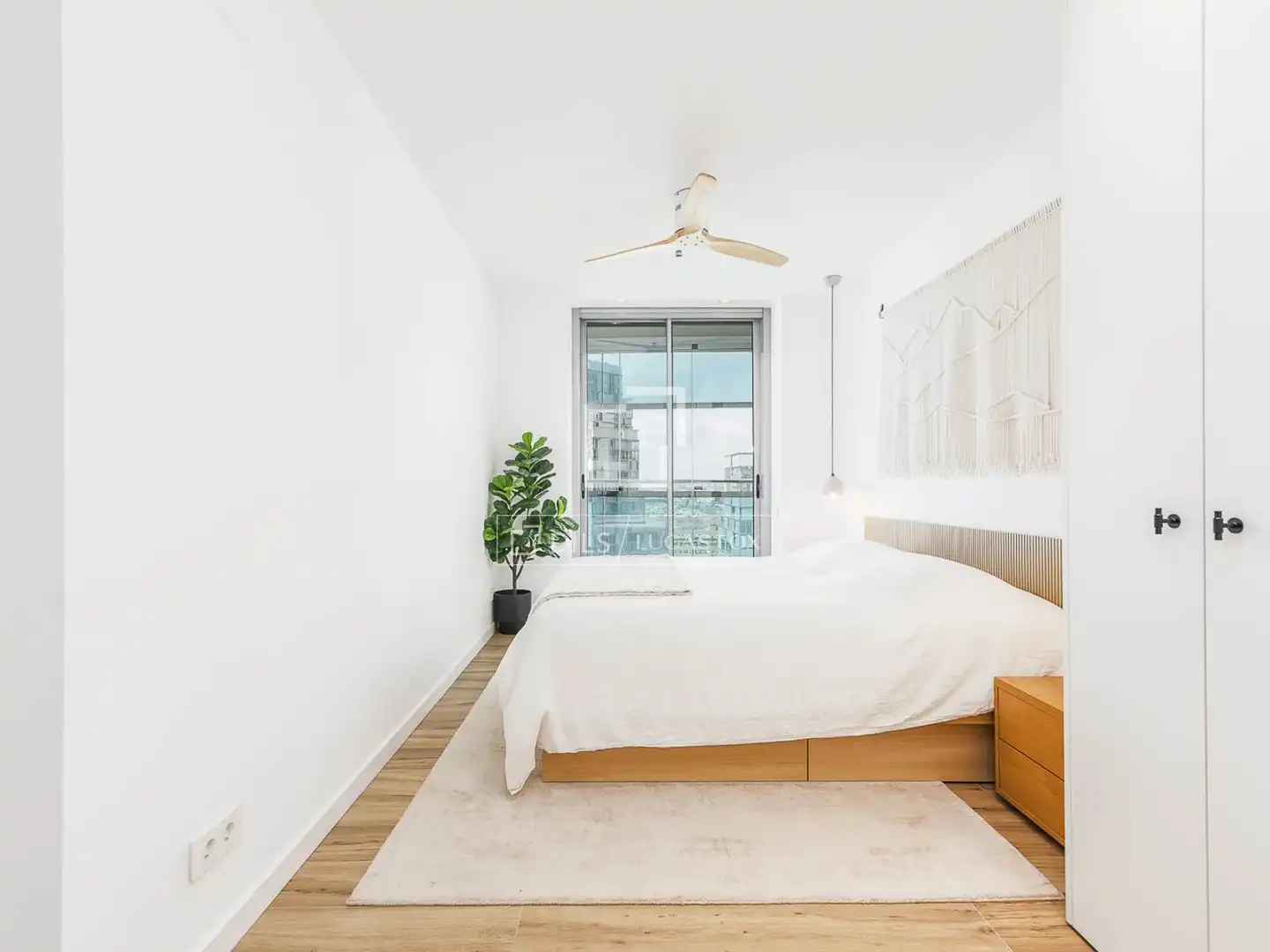 Habitación de Piso en venta en Barcelona con Aire acondicionado, Calefacción y Parquet