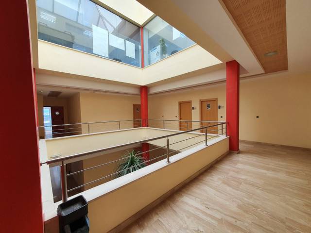 Oficina en Alquiler en Autovia Principal en San Ginés