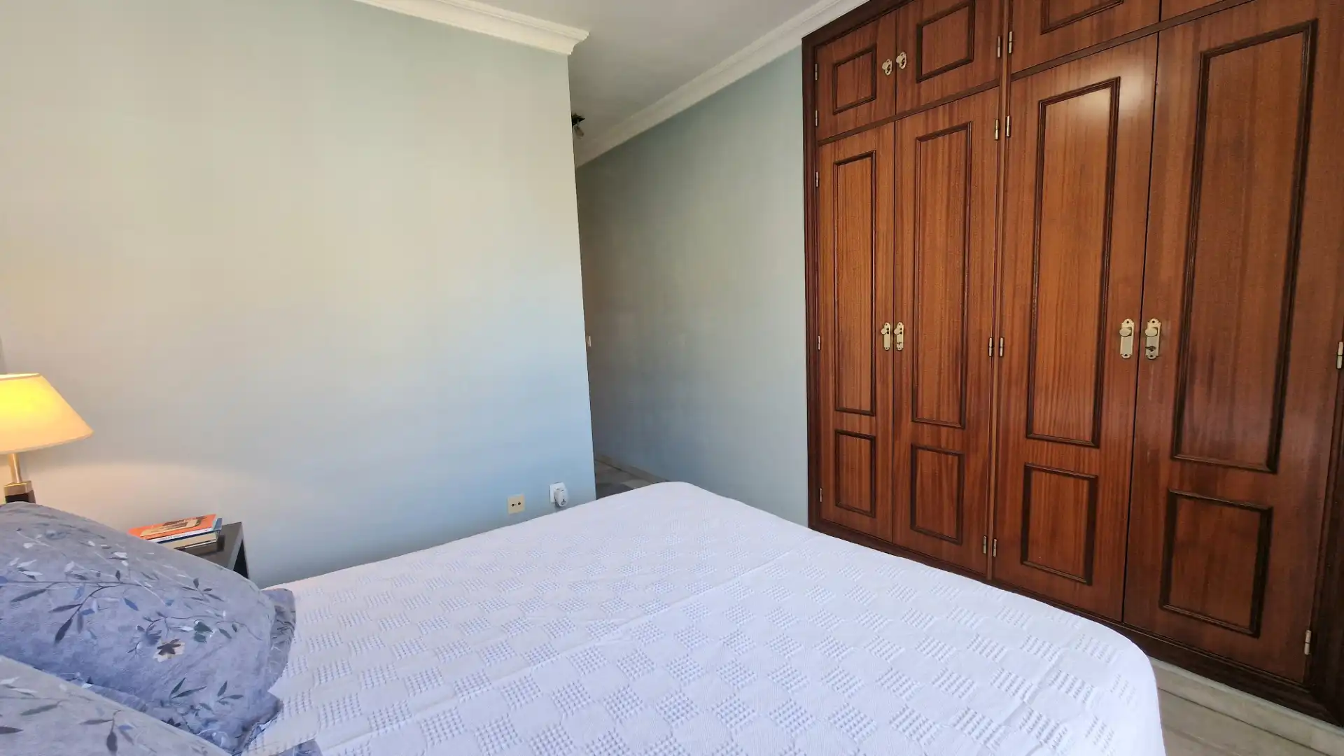 Habitación de Casa adosada en venta en Mairena del Aljarafe con Aire acondicionado