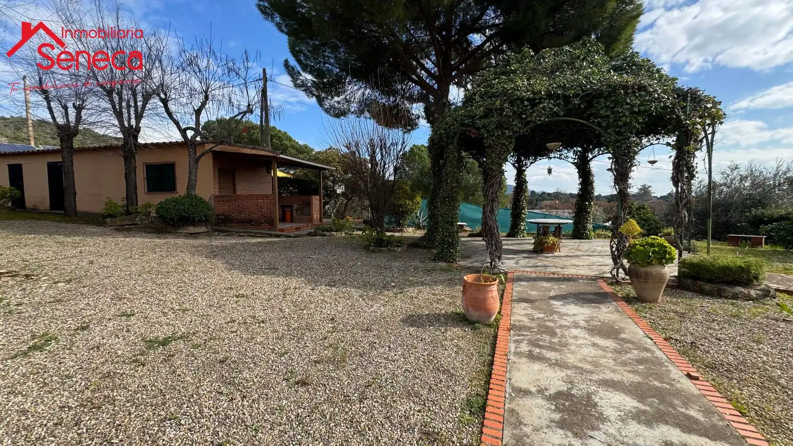 Garden of Houses for sale in Córdoba  with Air Conditioner, Heating and Storage room