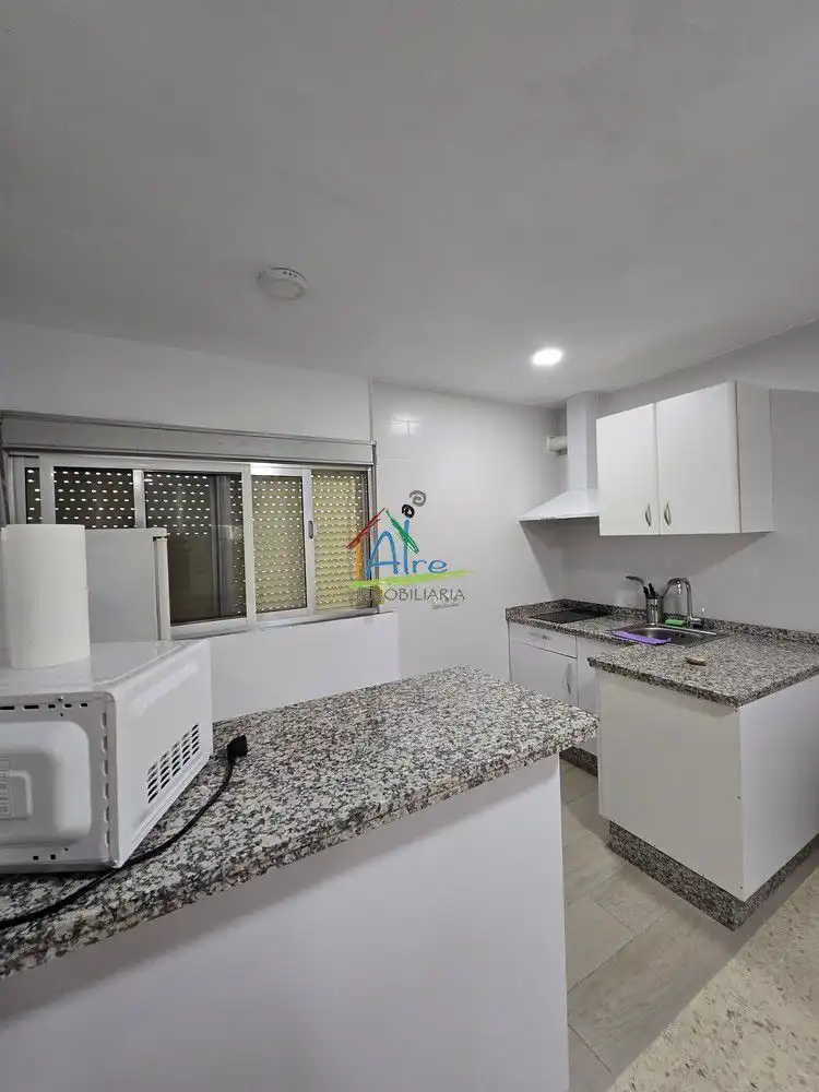 Cuina de Apartament en venda en Almonte amb Moblat i Piscina comunitària