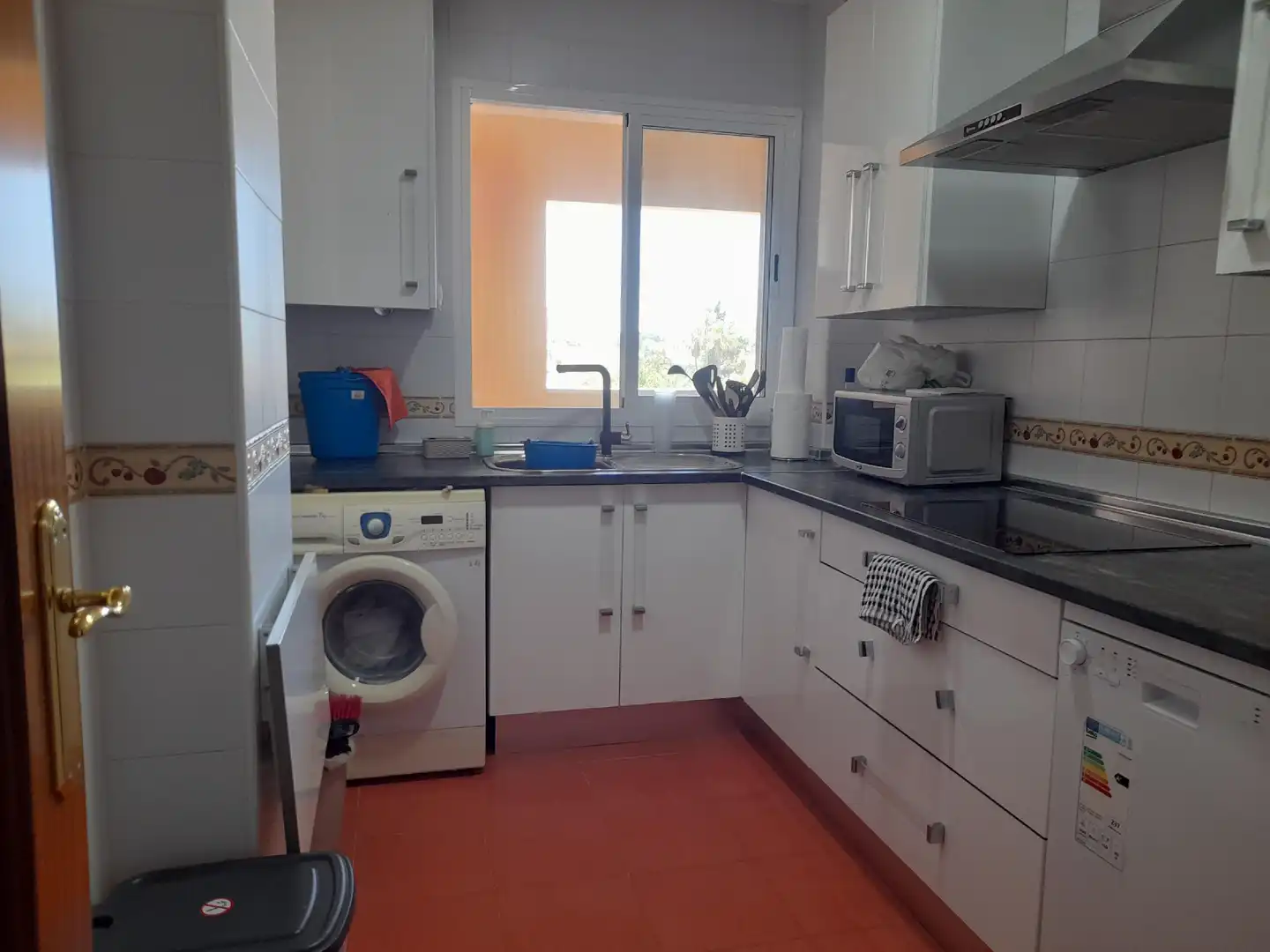 Kitchen of Apartments for sale in Sanlúcar de Barrameda  with Private garden, Terrace and Storage room