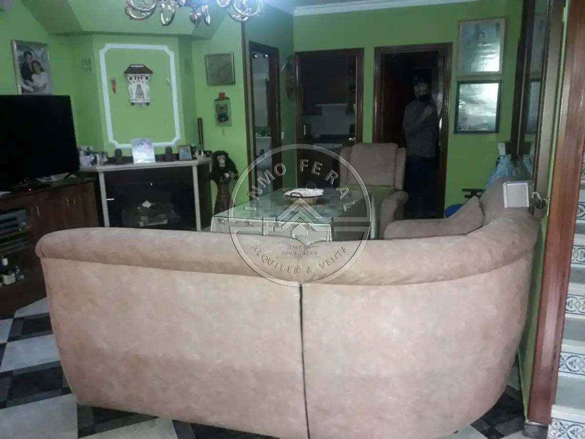 Sala de estar de Casa adosada en venta en Écija con Aire acondicionado y Balcón