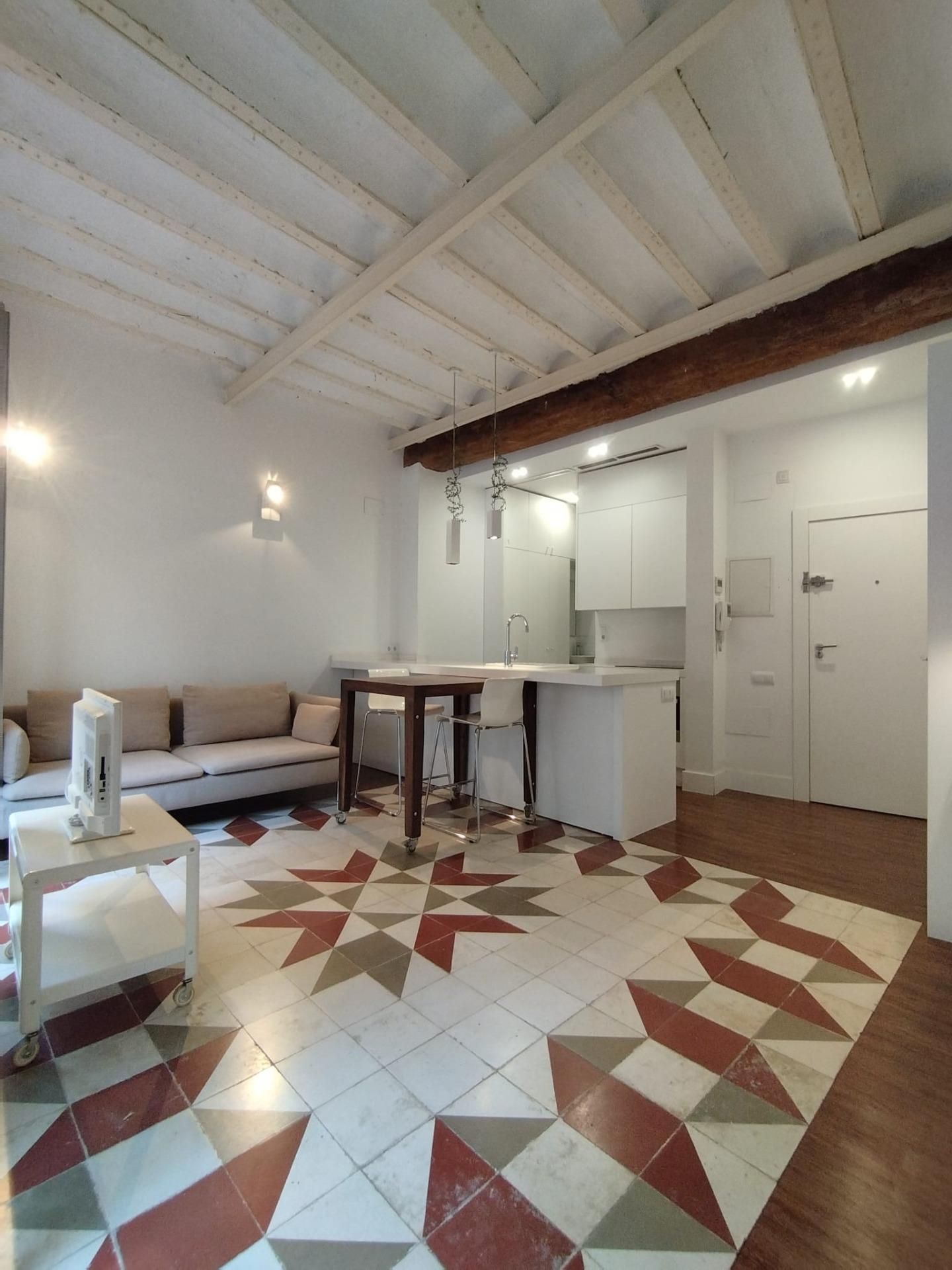 Sala d'estar de Estudi de lloguer en  Murcia Capital amb Aire condicionat i Calefacció