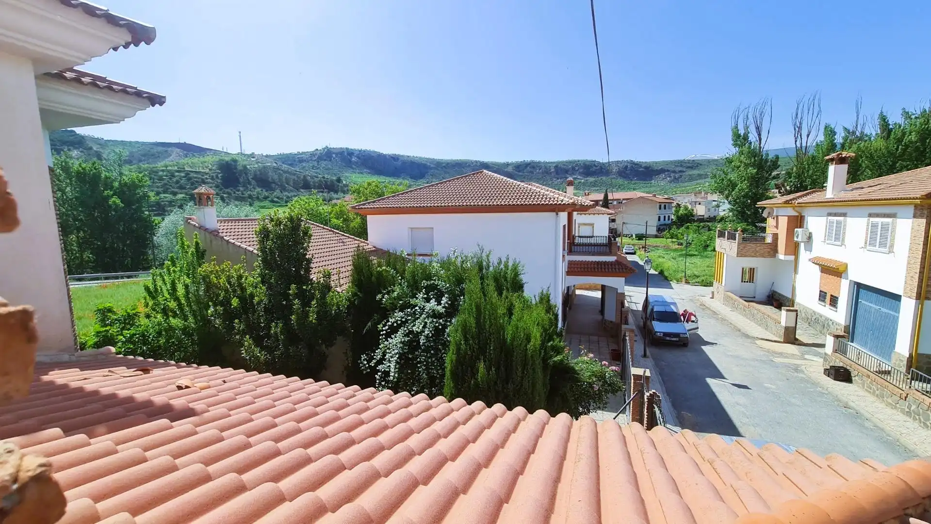 Vista exterior de Casa o xalet en venda en La Peza amb Calefacció, Jardí privat i Terrassa