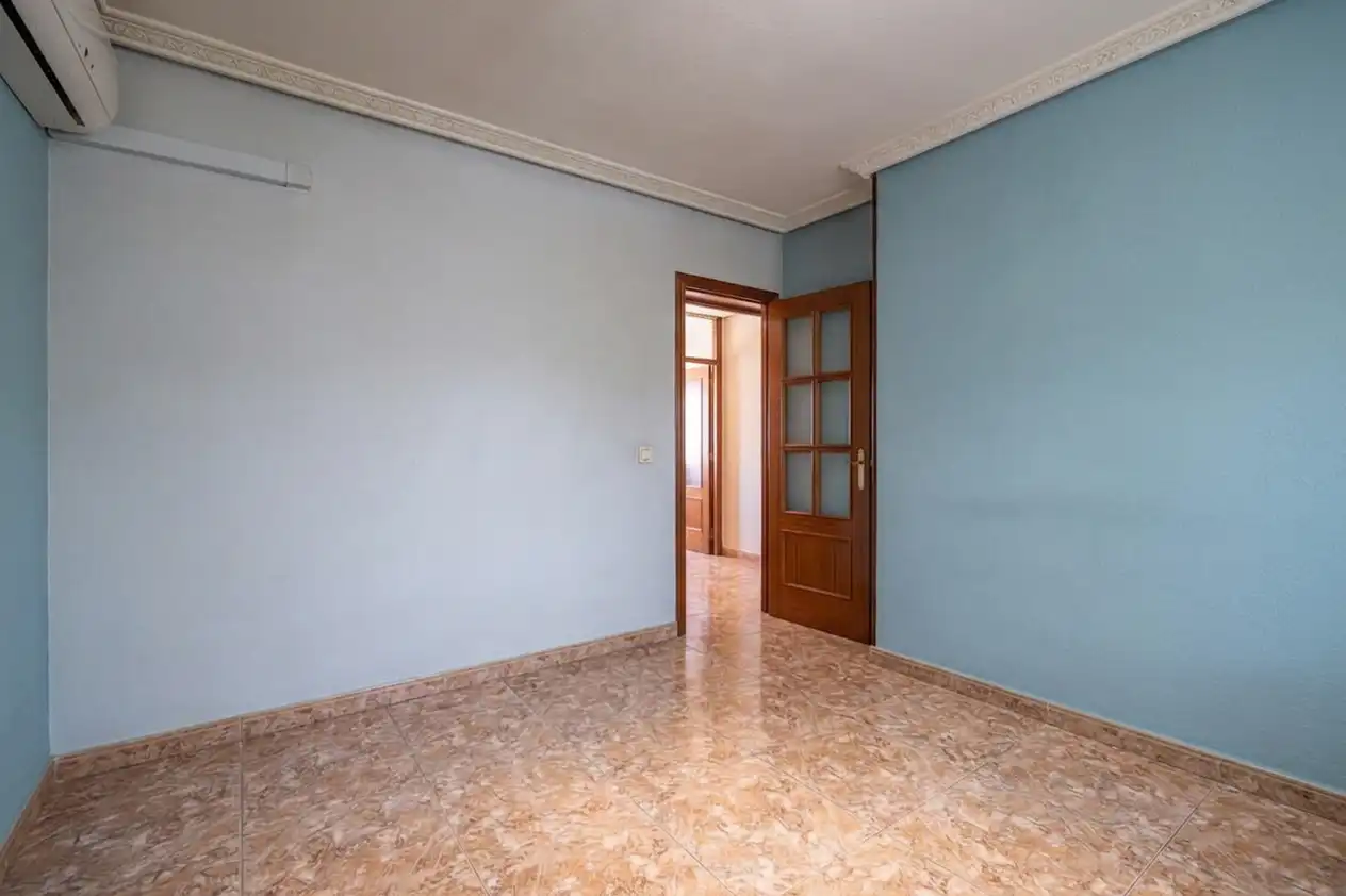 Flat for sale in Calle San Basilio, Pradolongo