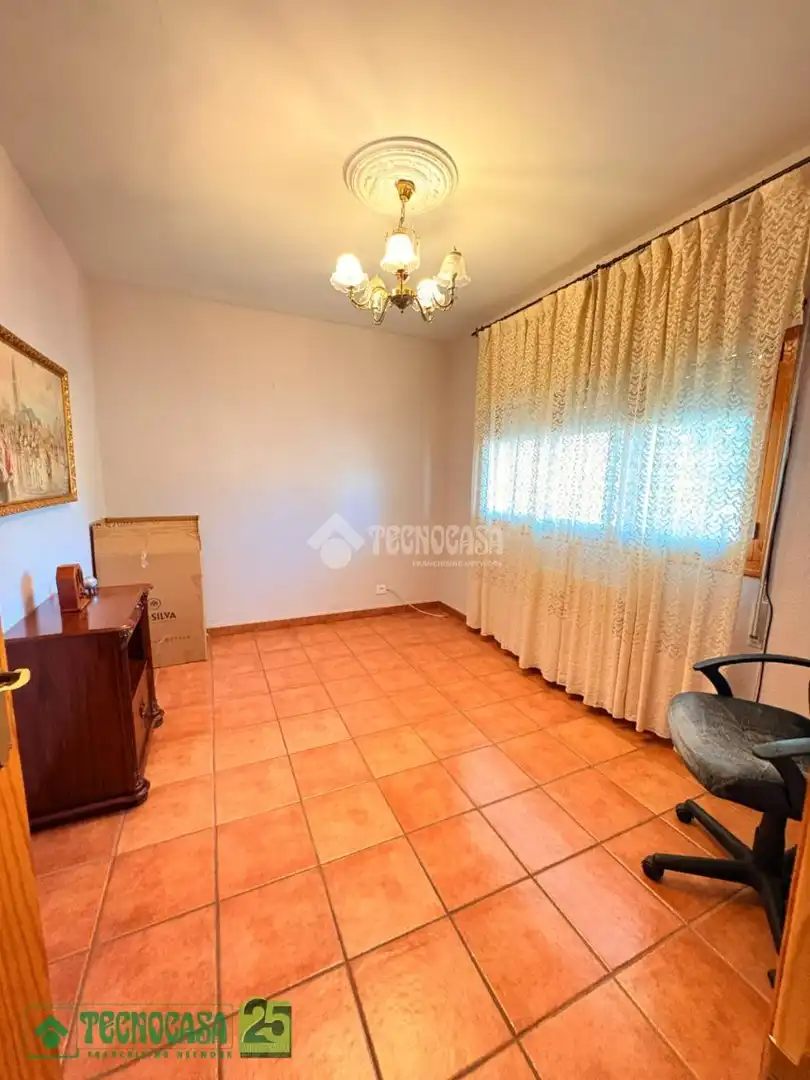 Casa adosada en venda a C. Real, Corral de Almaguer