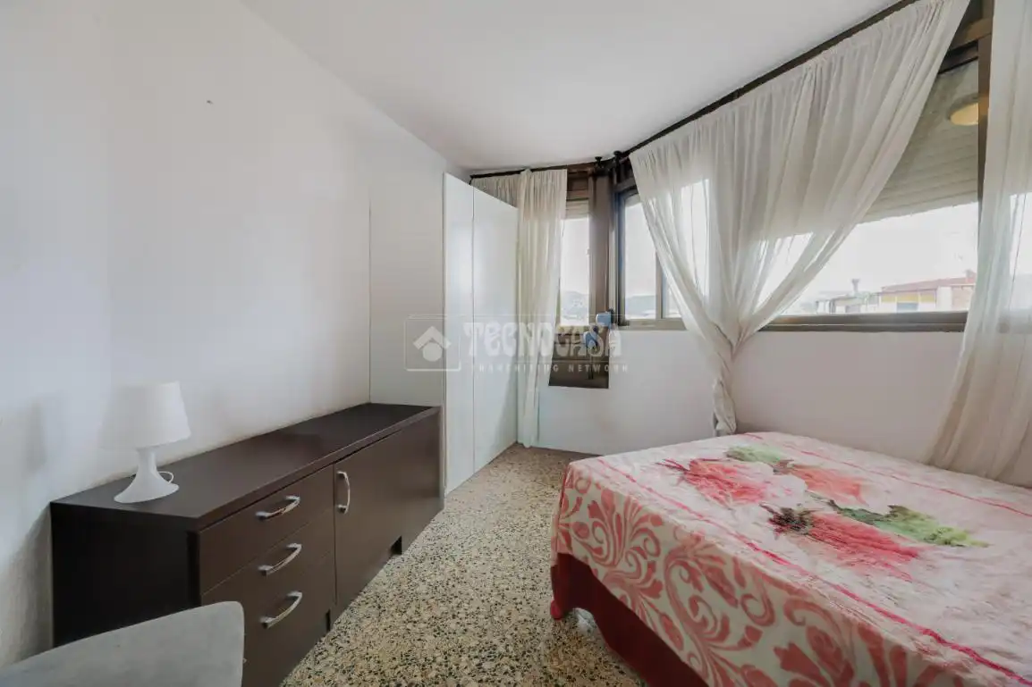 Habitación de Piso en venta en Santa Coloma de Gramenet